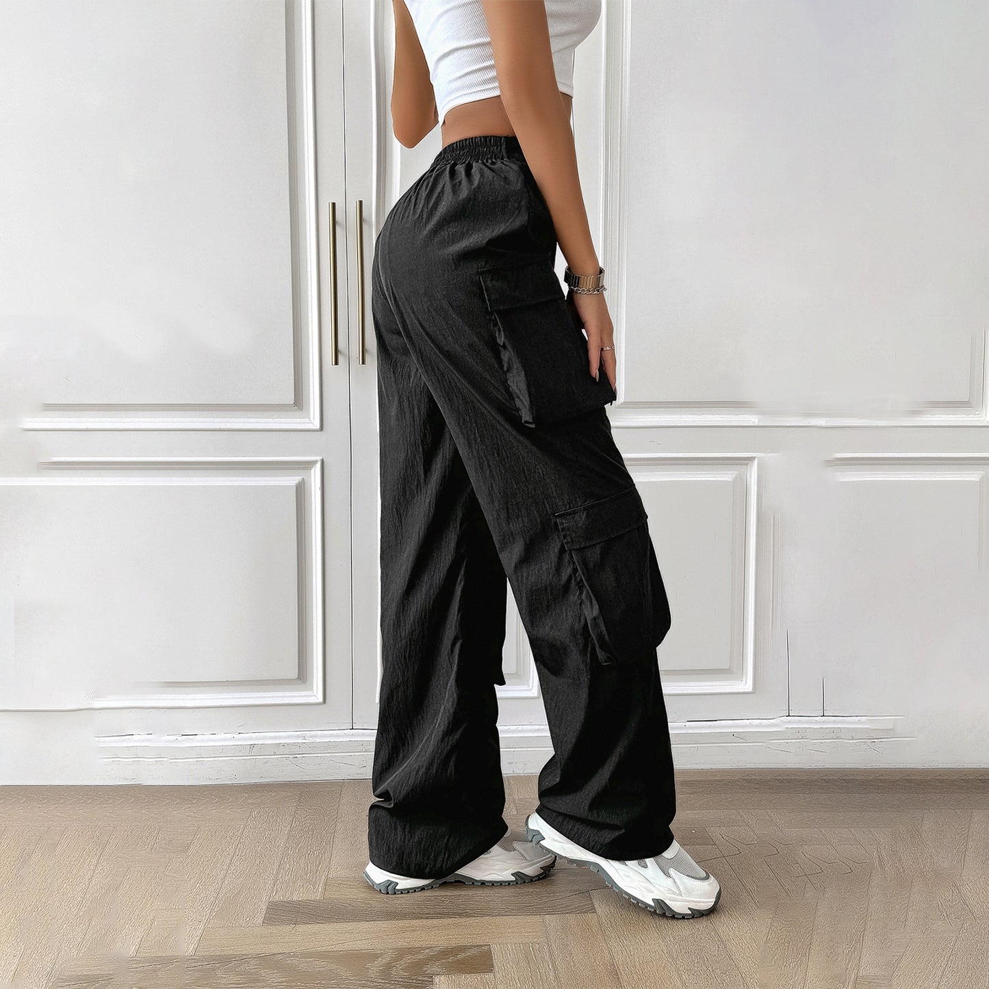 Women's Wide Leg Cargo Pants