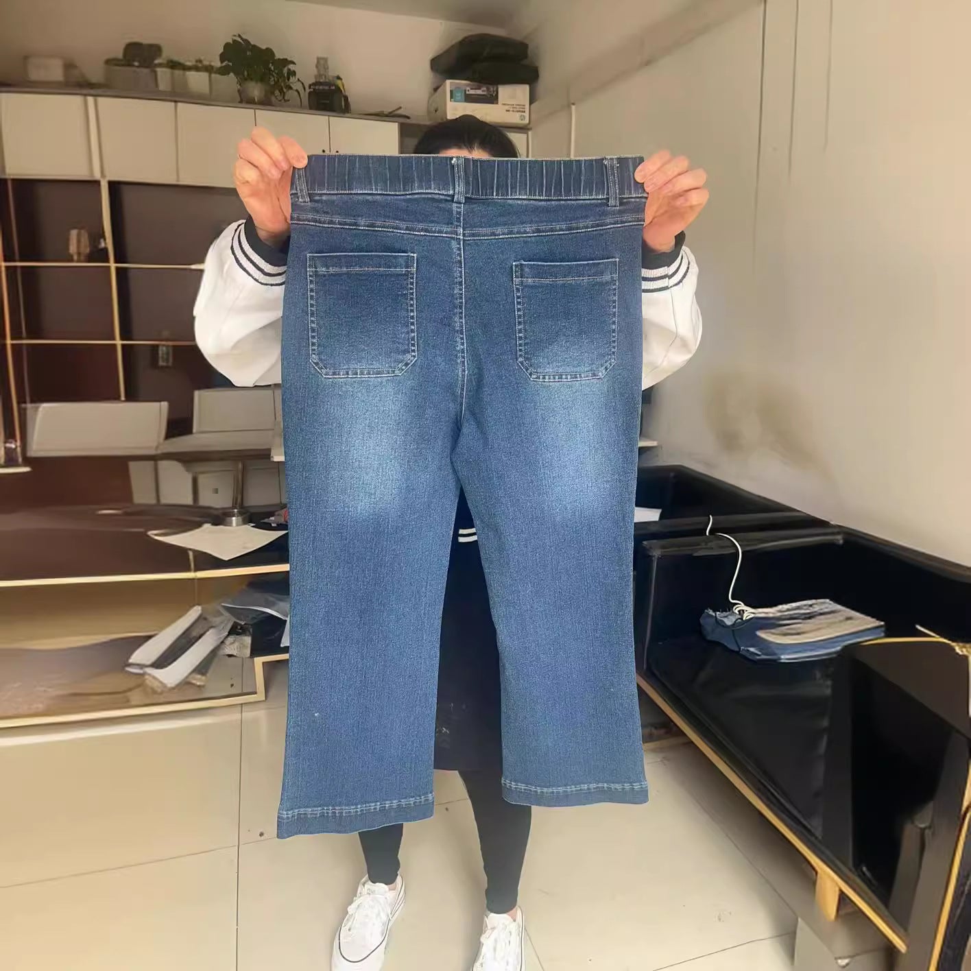 Women's Cropped Style Pocket Wide Leg Jeans/4 Colors