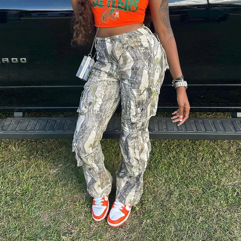 Woman's Camouflage Wide Bottom Cargo Pants